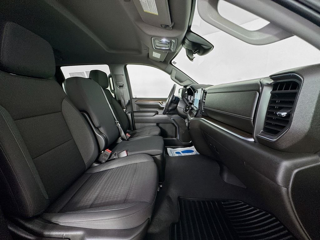Used 2023 Black Chevrolet LT image 35