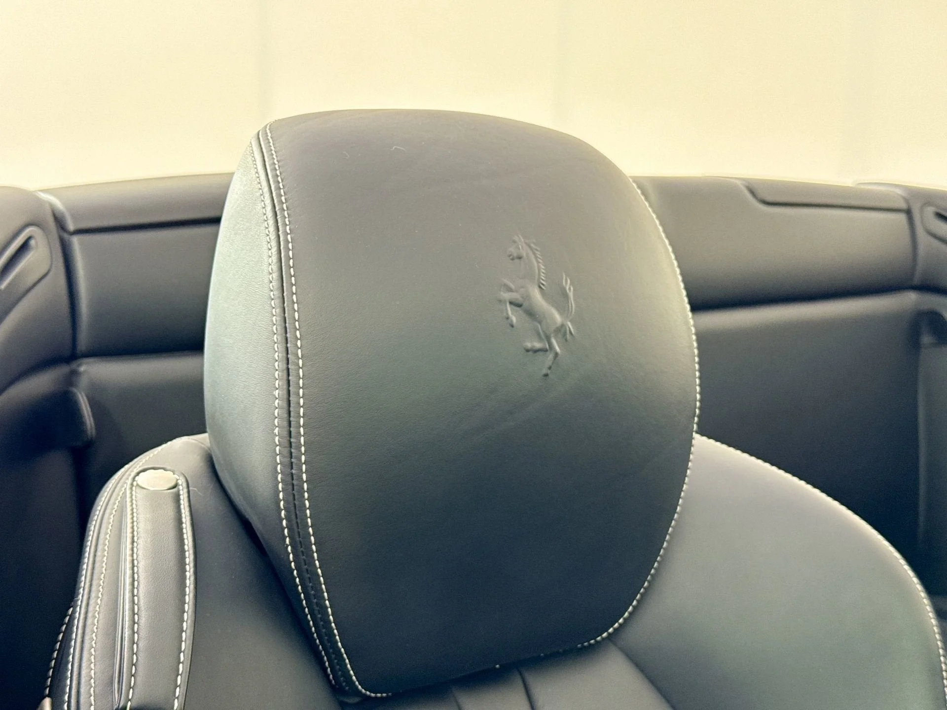 Used 2010 Extra Sample Ferrari Base image 23