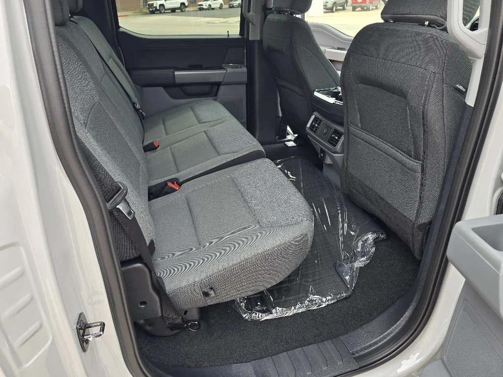 New 2026 Avalanche Ford XLT image 36