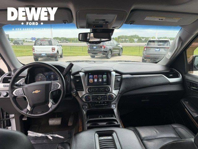 Used 2016 Silver Ice Metallic Chevrolet LTZ image 28
