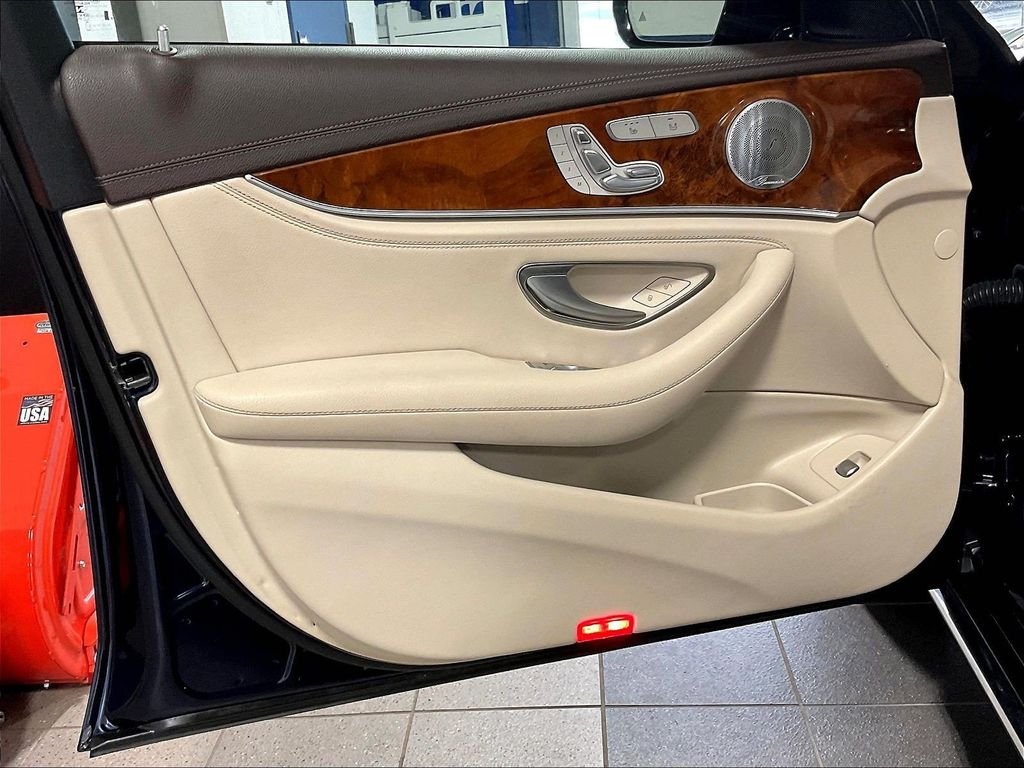 Used 2018 Black Mercedes-Benz E 400 image 9