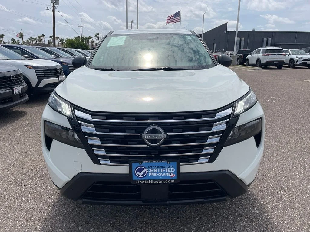 Used 2025 White Nissan S image 2