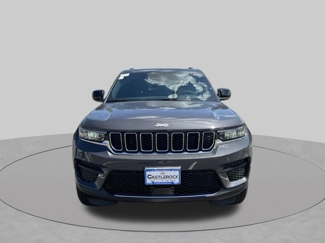 New 2026 Baltic Gray Metallic Clear-Coat Exterior Paint Jeep Laredo X image 8