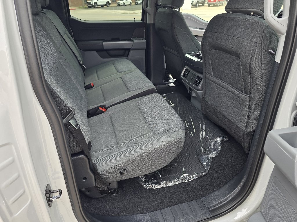 New 2026 Gray Ford 4X4 CREWCAB XLT image 36