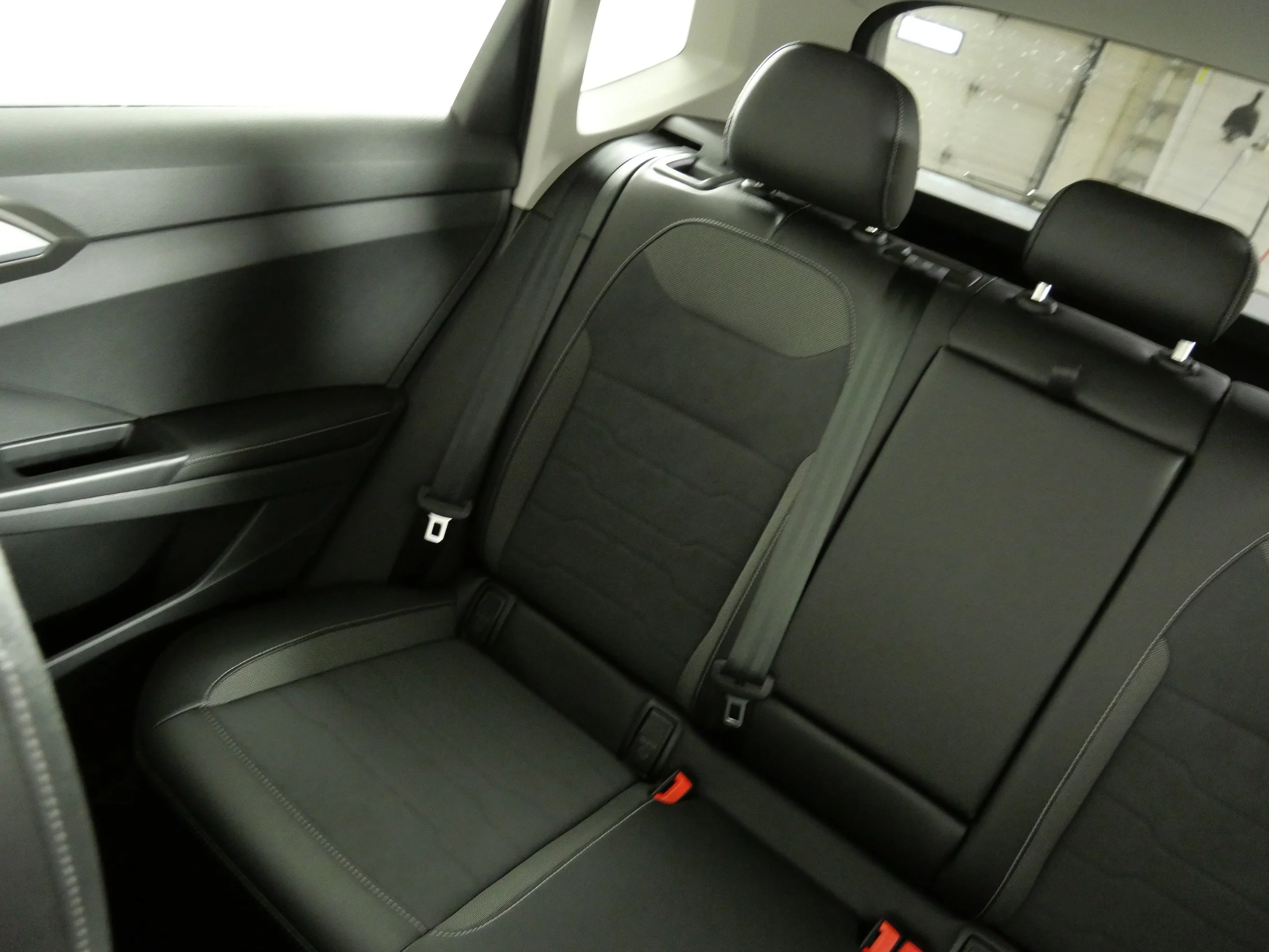 New 2026 Deep Black Pearl Volkswagen SE Black image 12
