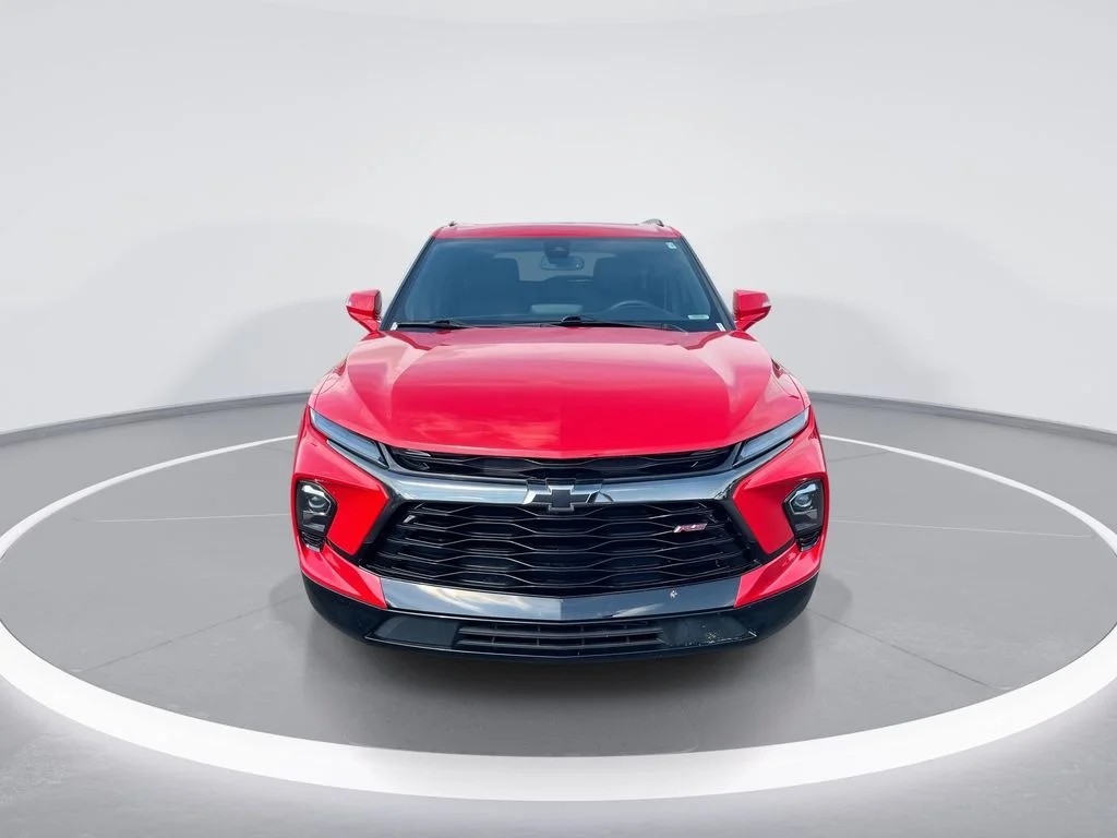 Used 2023 Red Chevrolet RS image 3