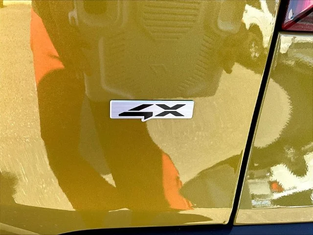 Used 2024 Green Kia SX image 29