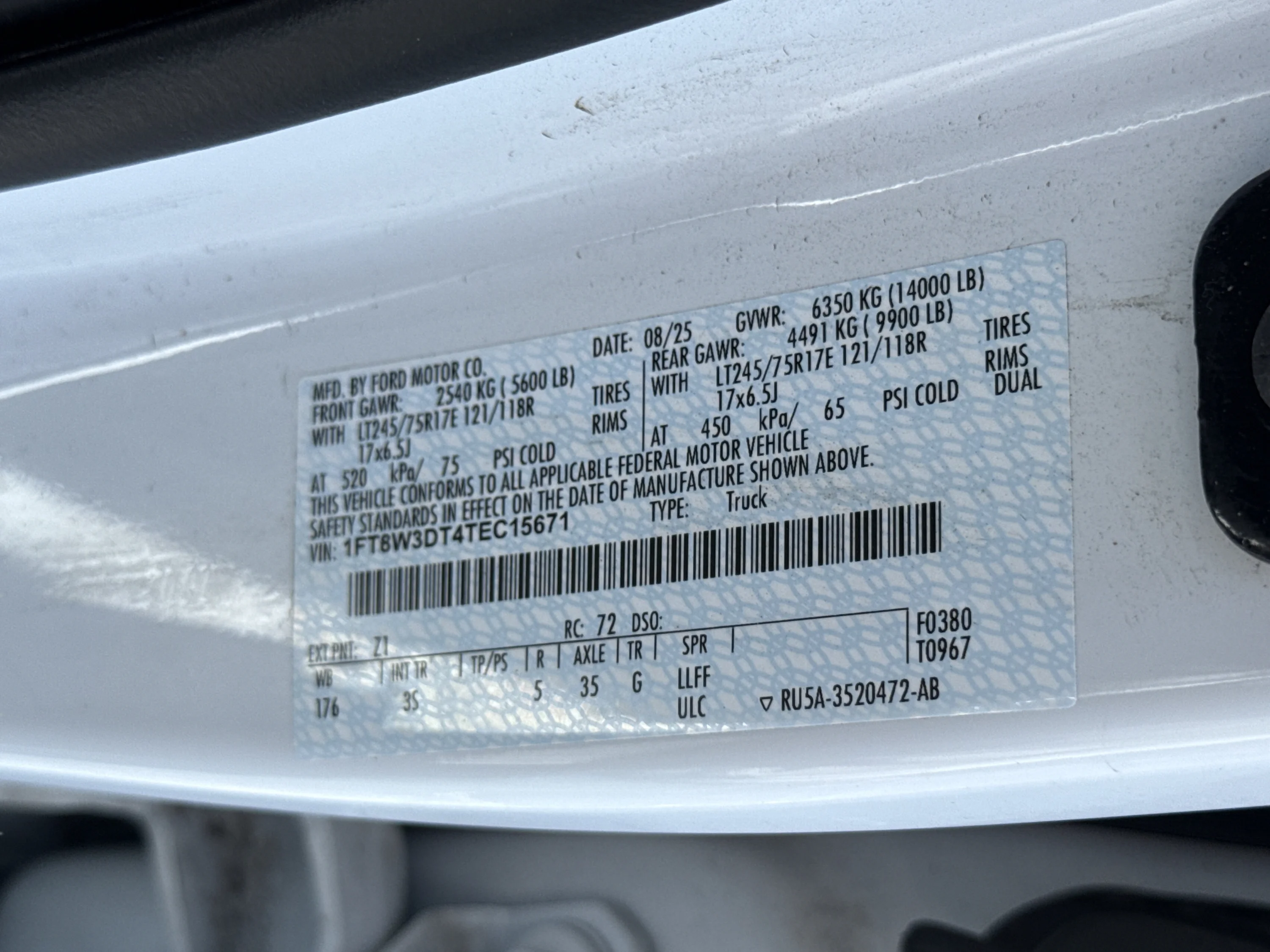 Used 2026 Oxford White Ford XLT image 46