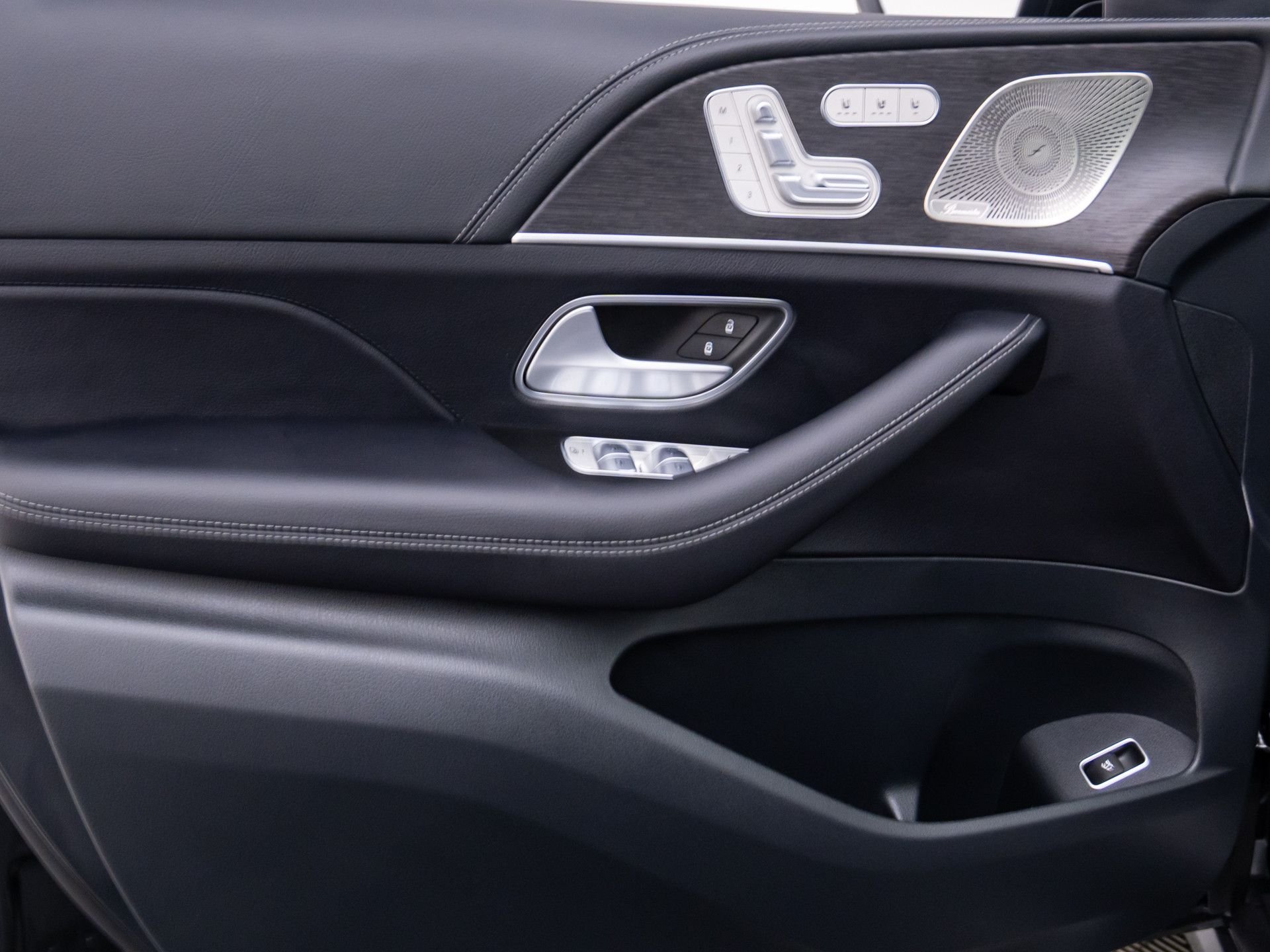 New 2026  Mercedes-Benz GLE 580 image 14
