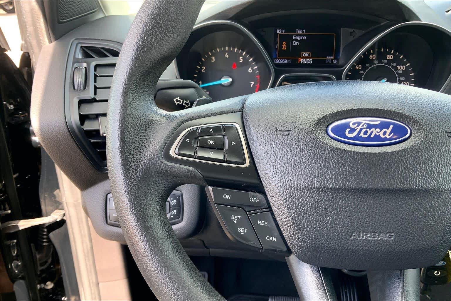 Used 2017 Shadow Black Ford SE image 21