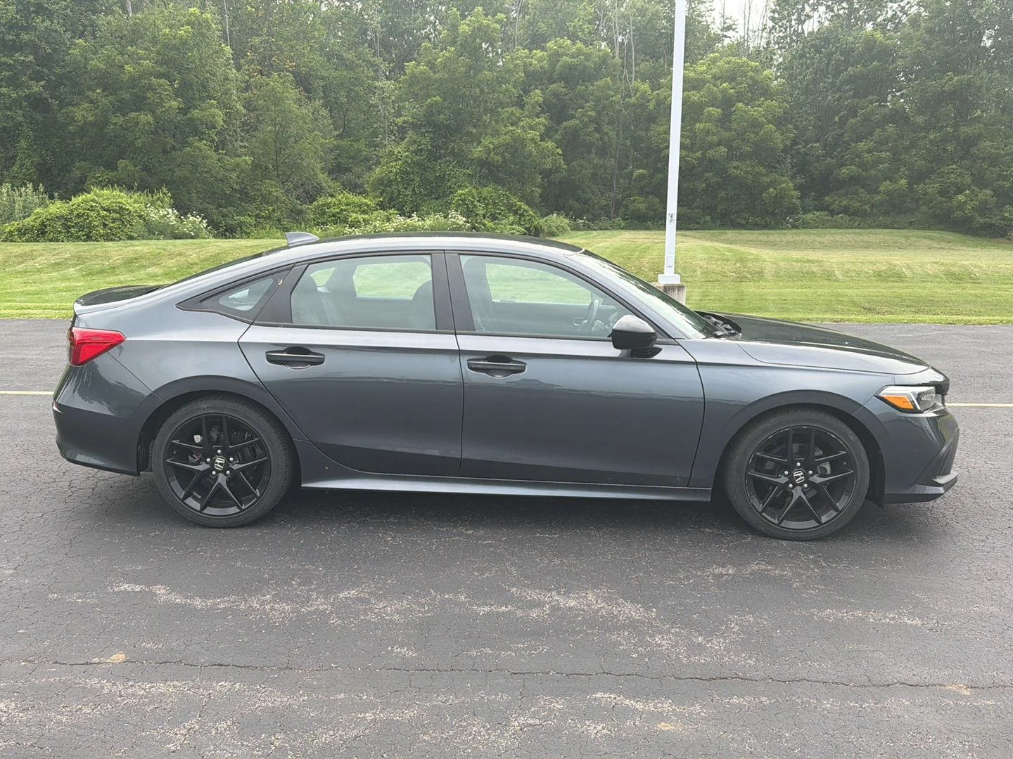 Used 2023 Meteorite Gray Metallic Honda Sport image 4