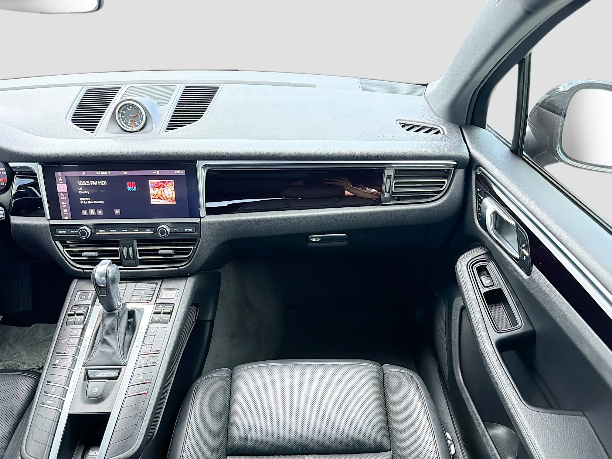 Used 2019 Jet Black Metallic Porsche Base image 18