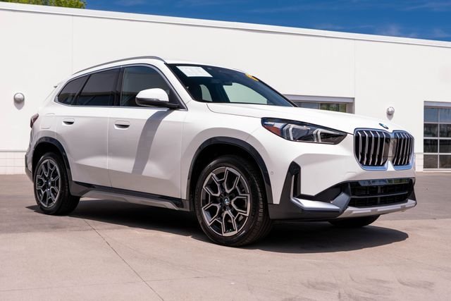 Used 2025 Alpine White BMW xDrive28i image 8