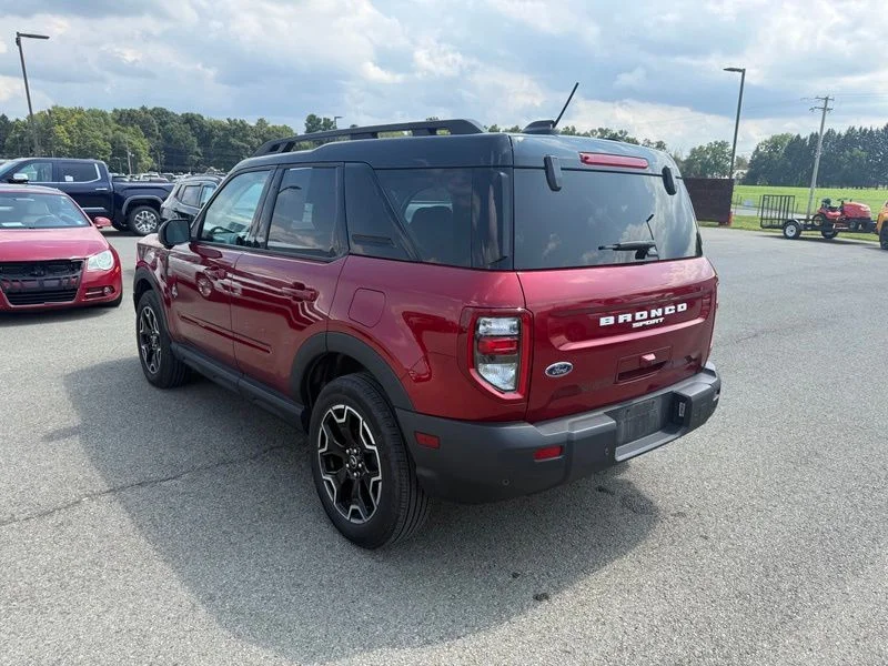 Used 2025 Red Ford Outer Banks image 15