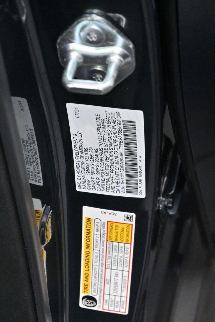 Used 2024 Meteorite Gray Metallic Honda LX image 33