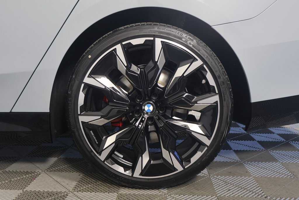 Used 2026 Gray Metallic BMW 530i image 10