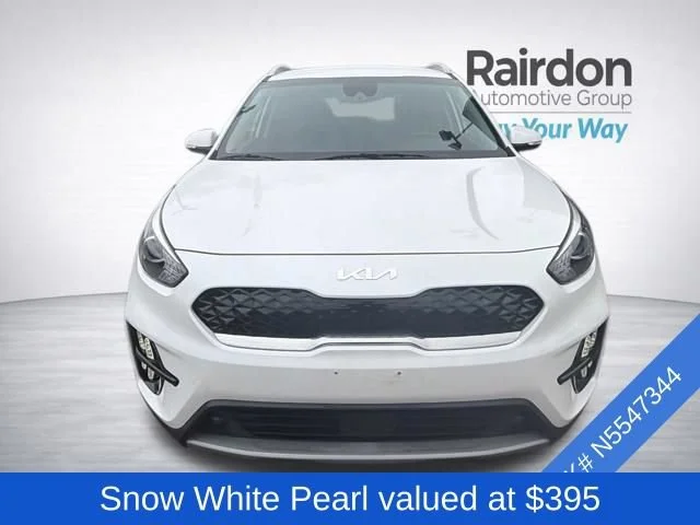 Used 2022 Snow White Pearl Kia EX image 2