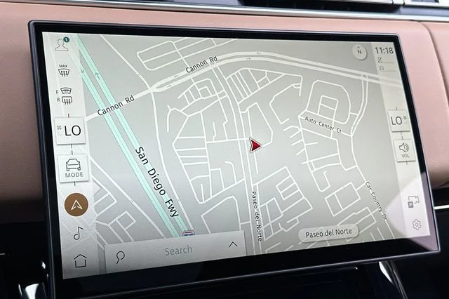 New 2026 Fuji White Land Rover SE image 17