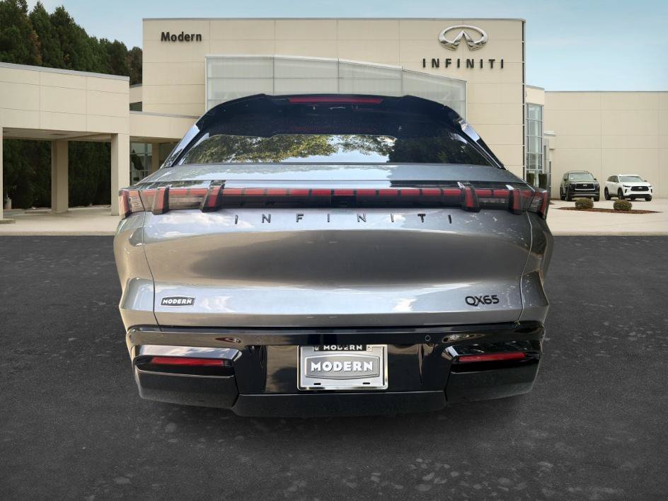 New 2027 2T GRPT SHDW INFINITI AUTOGRAPH image 24