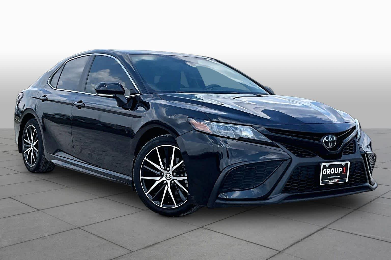 Used 2023 Midnight Black Metallic Toyota SE image 3