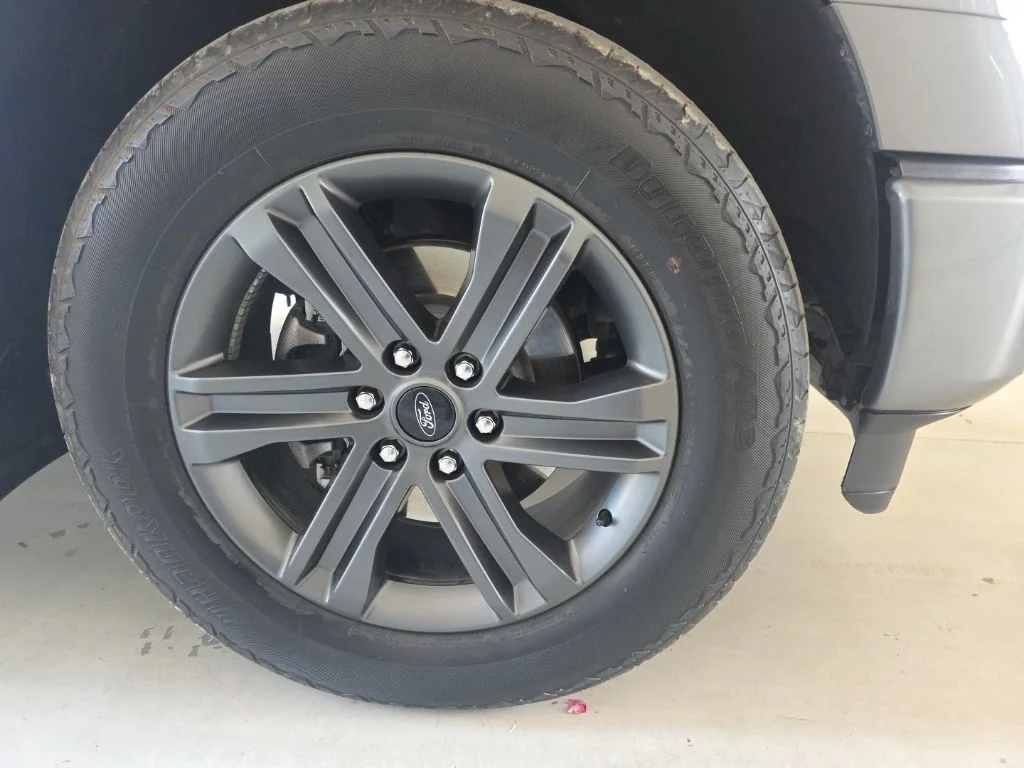 Used 2023 Gray Metallic Ford XLT image 29