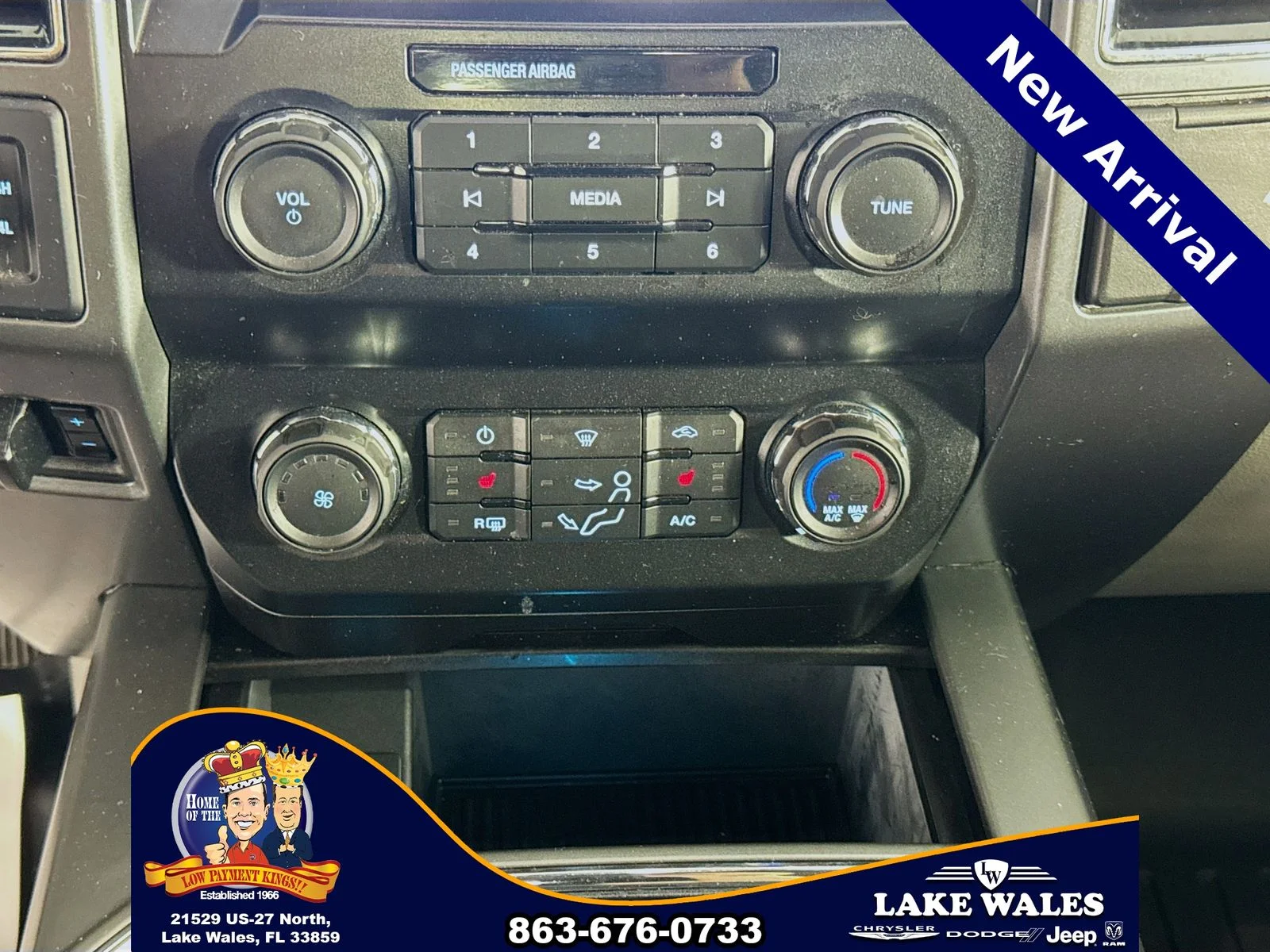 Used 2022 White Ford XLT image 16