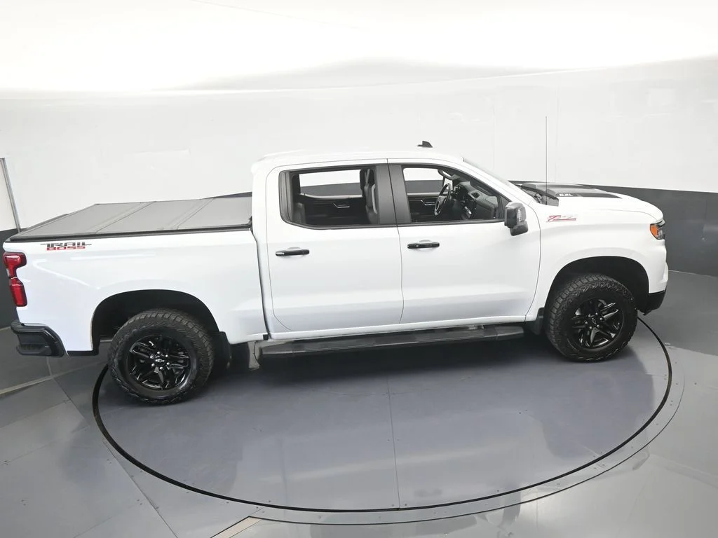 Used 2024 Summit White Chevrolet LT Trail Boss image 63