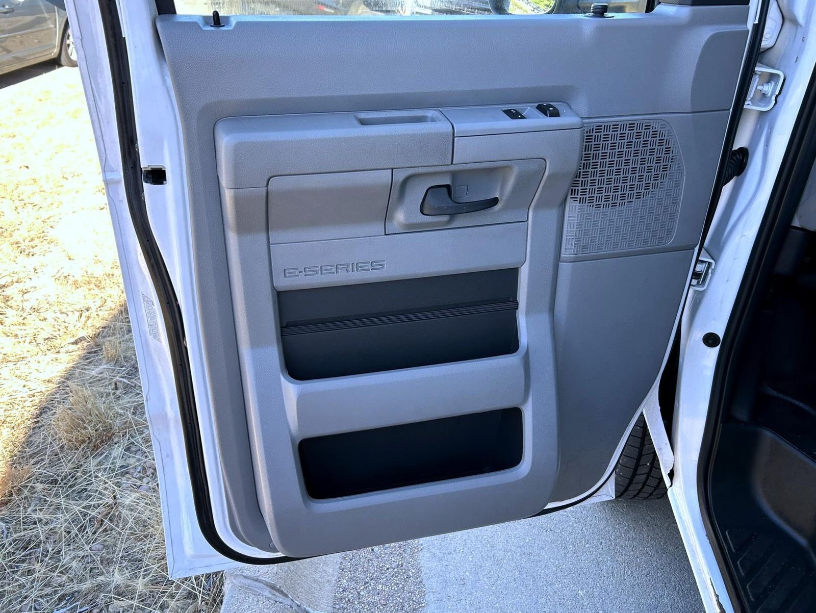 Used 2024 White Ford Base image 9