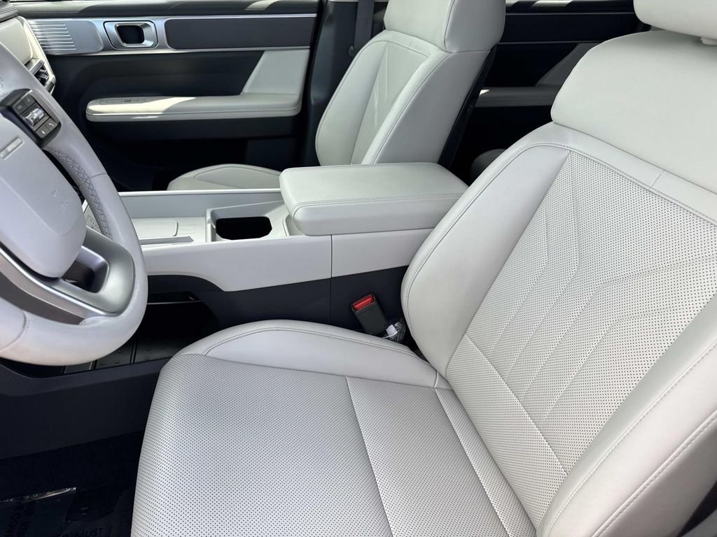 Certified Used 2025 White Hyundai SEL image 20