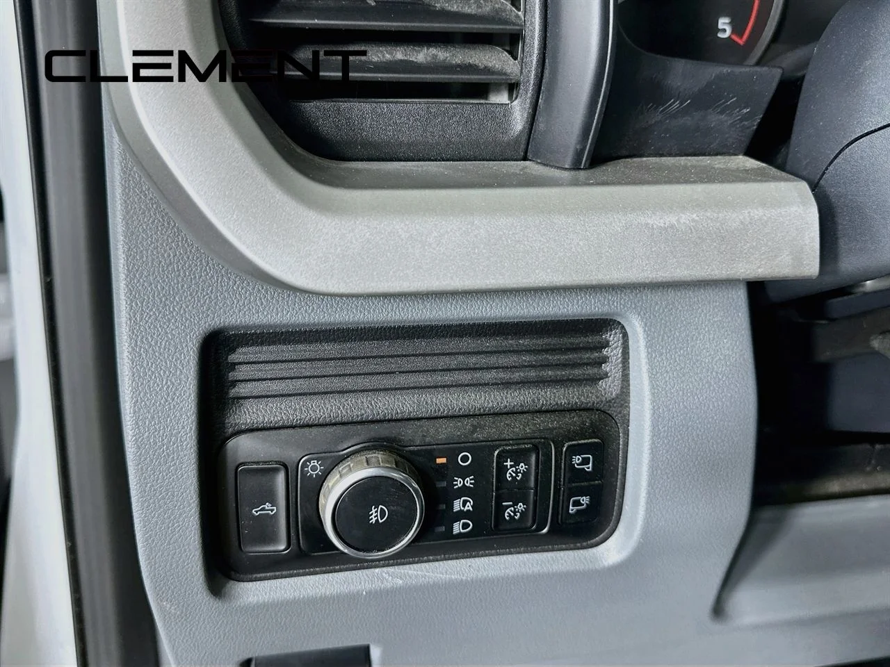Used 2026 Oxford White Ford XLT image 14