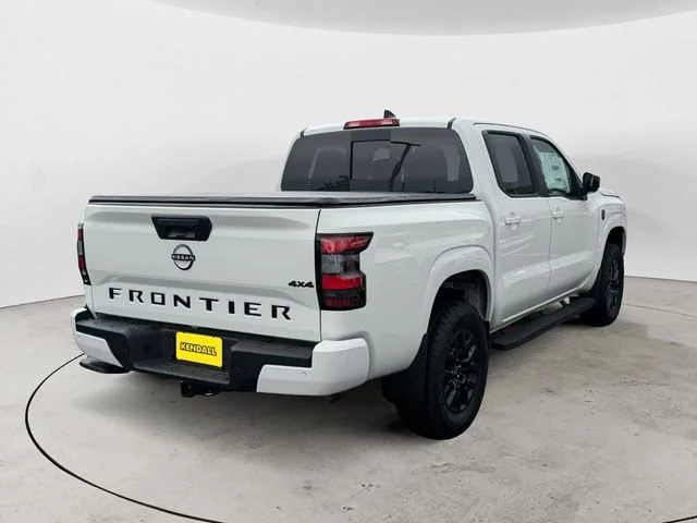 New 2026 Glacier White Nissan Crew Cab SV image 4