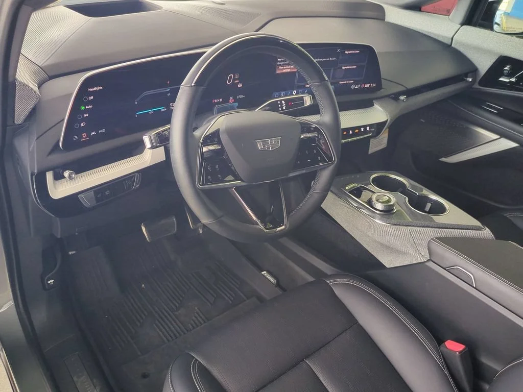 2026 Cadillac OPTIQ Premium Sport - Photo 11
