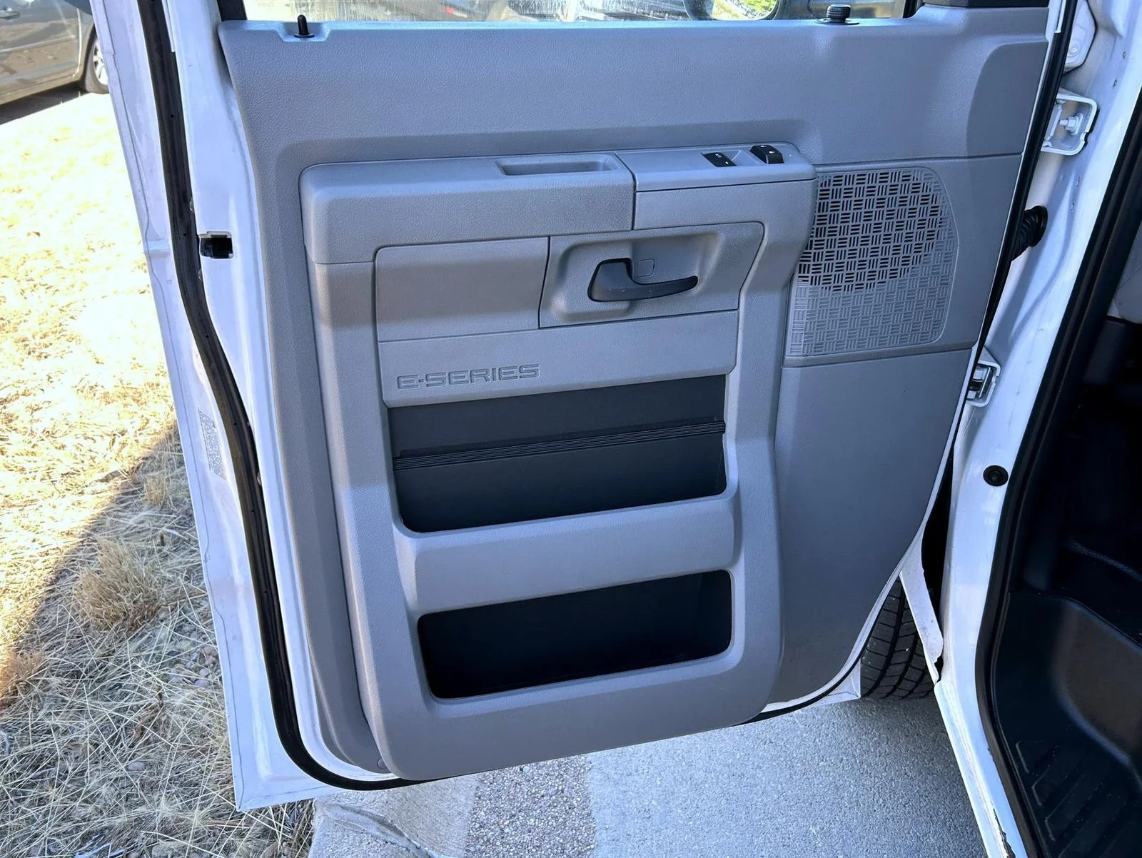 Used 2024 White Ford Base image 9