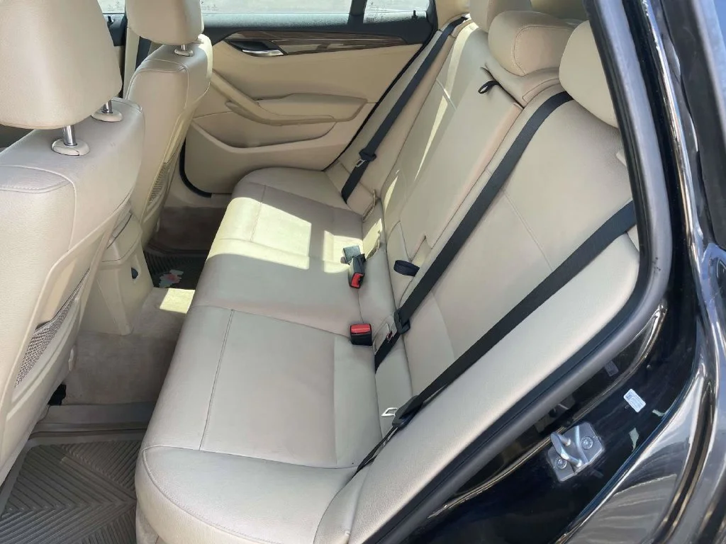 Used 2015 Black BMW sDrive28i image 12