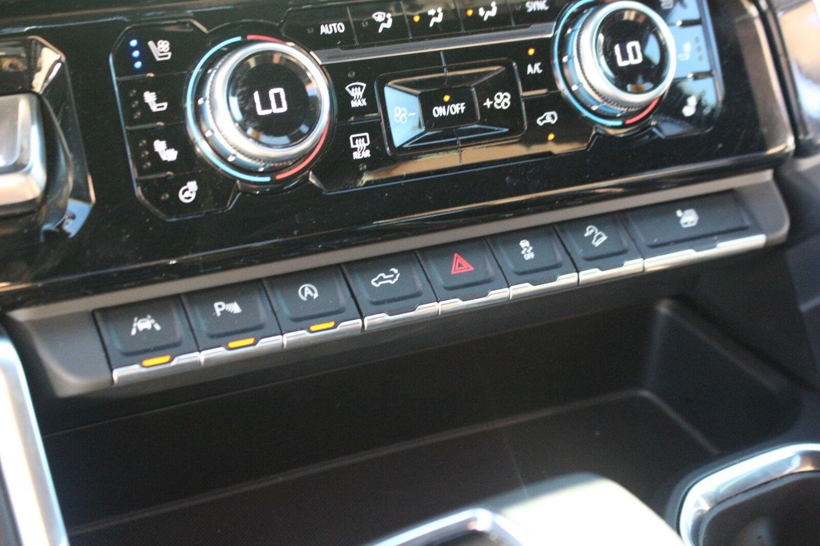 Used 2024 Onyx Black GMC Denali Ultimate image 26