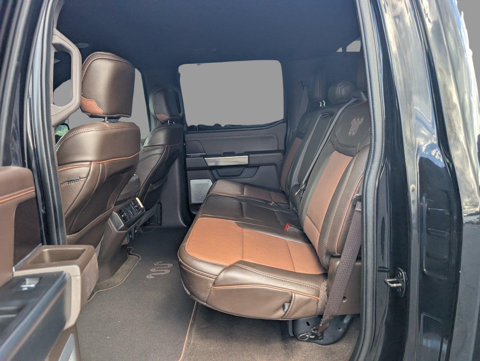 Used 2021 Agate Black/Stone Gray Ford King Ranch image 34