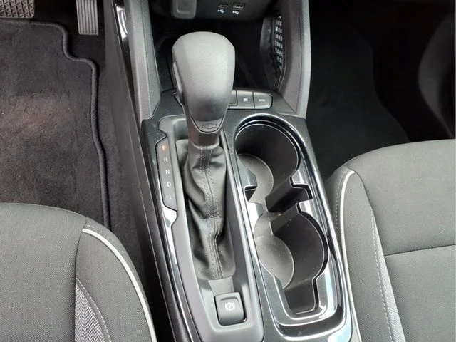 Used 2025 White Chevrolet LT image 26