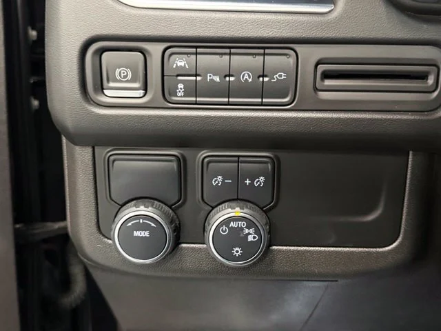 Used 2021 Black Chevrolet LT image 13