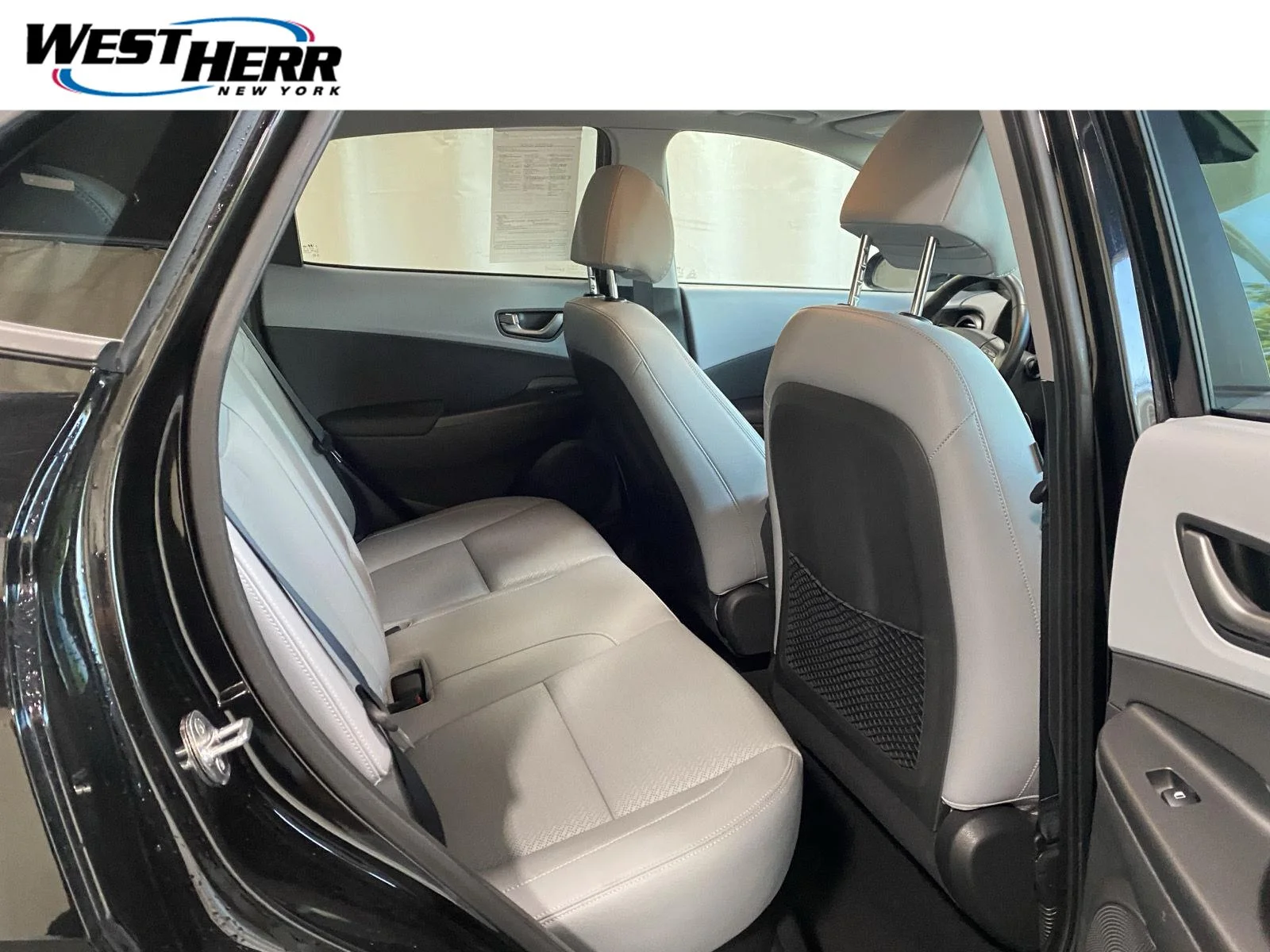 Used 2019 Ultra Black Pearl Hyundai Ultimate image 13