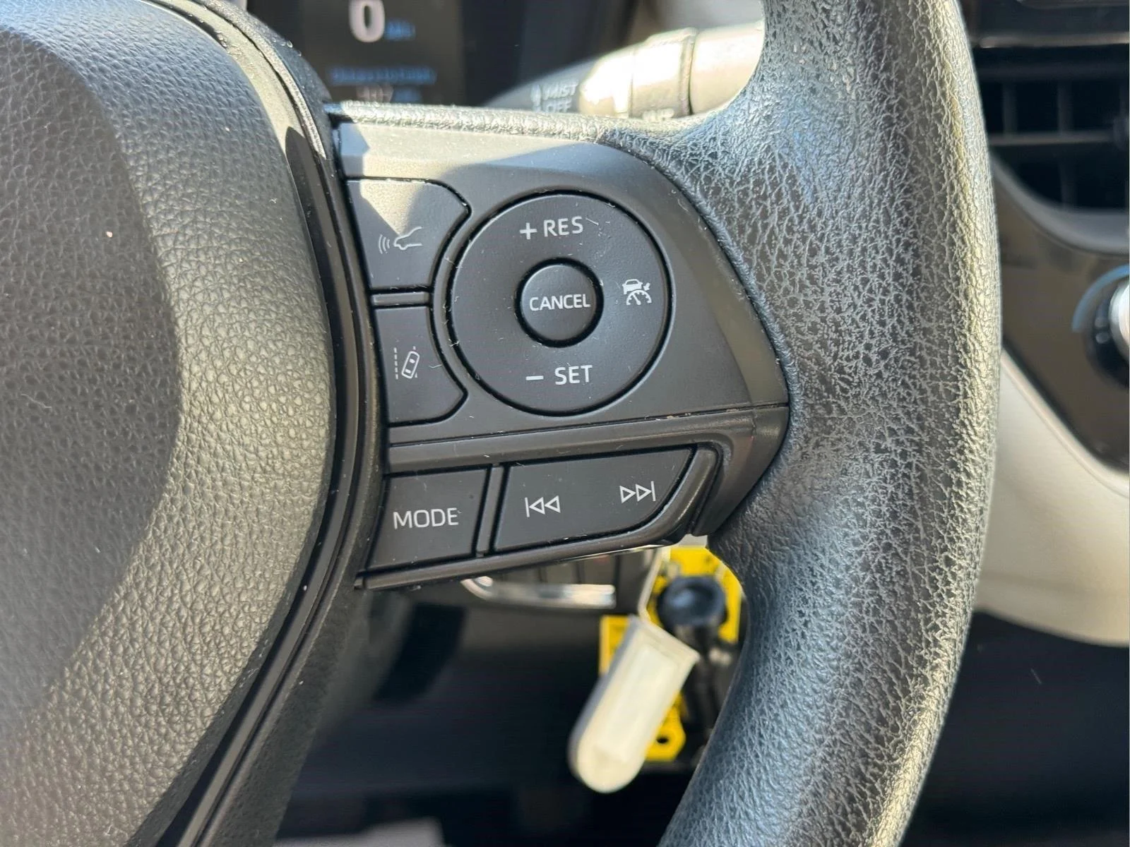 Used 2022 Celestite Toyota LE image 19