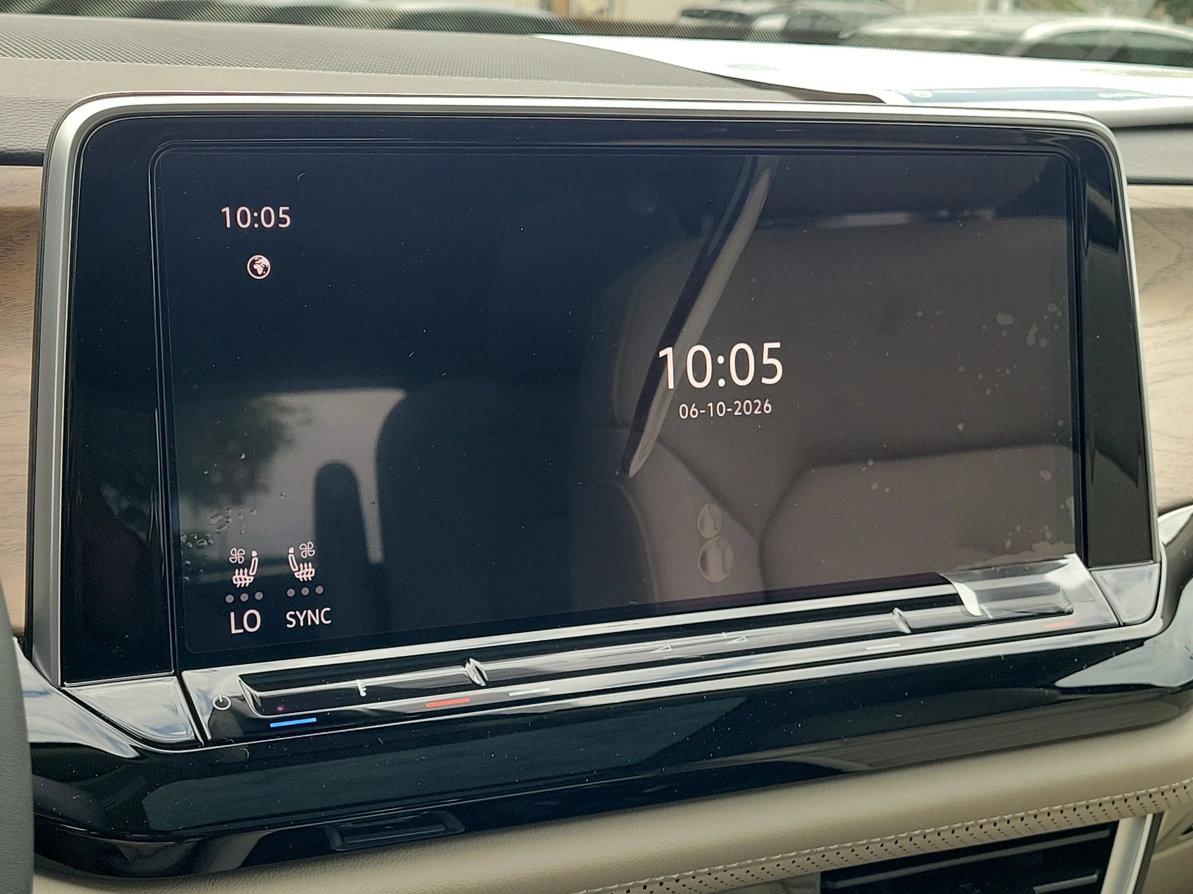 New 2026 Gray Volkswagen SE w/Technology image 22