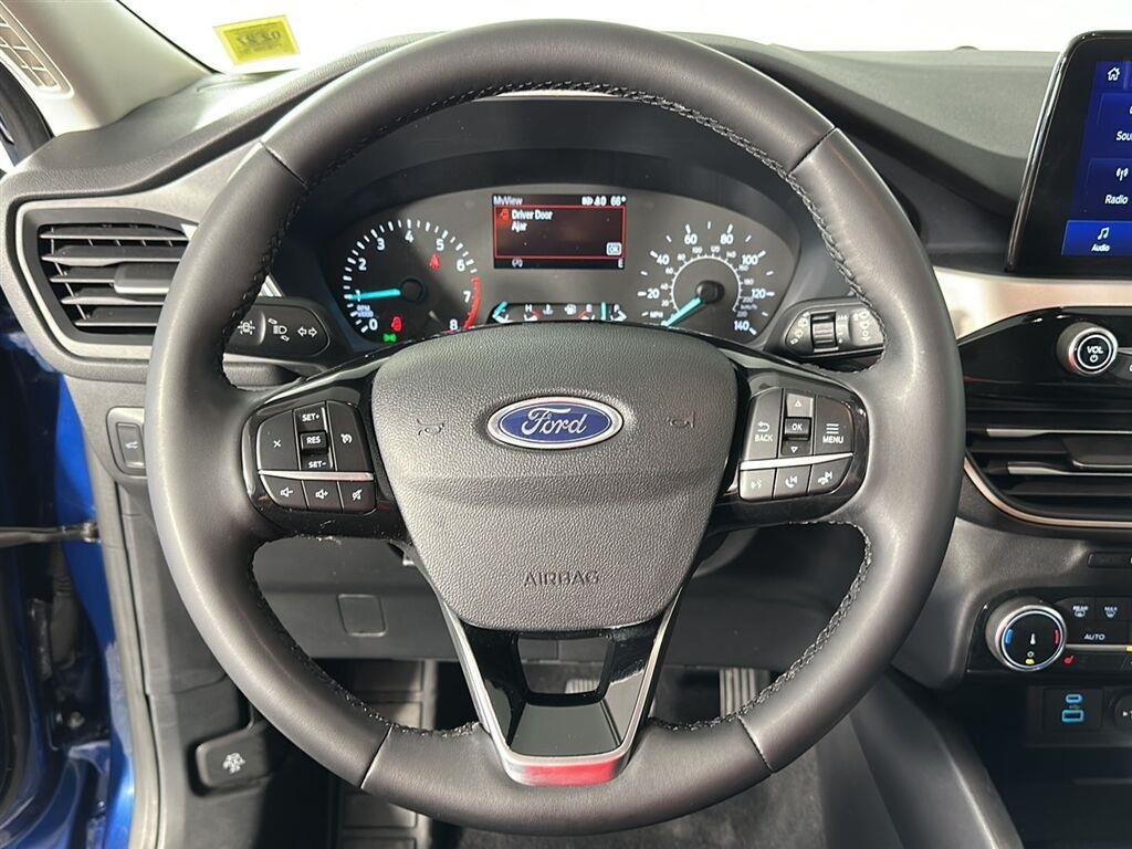 Used 2022 Atlas Blue Ford SE image 16