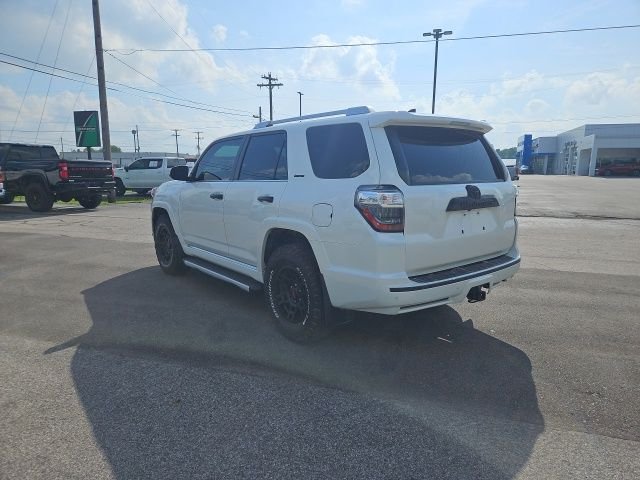 Used 2017 White Toyota  image 8