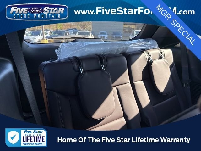 New 2026 Star White Metallic Tri-Coat Ford Platinum image 21