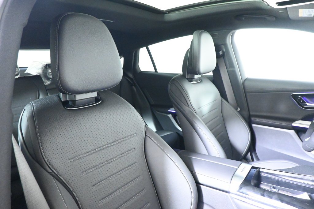 New 2027 Black Mercedes-Benz GLC 300 Coupe image 30