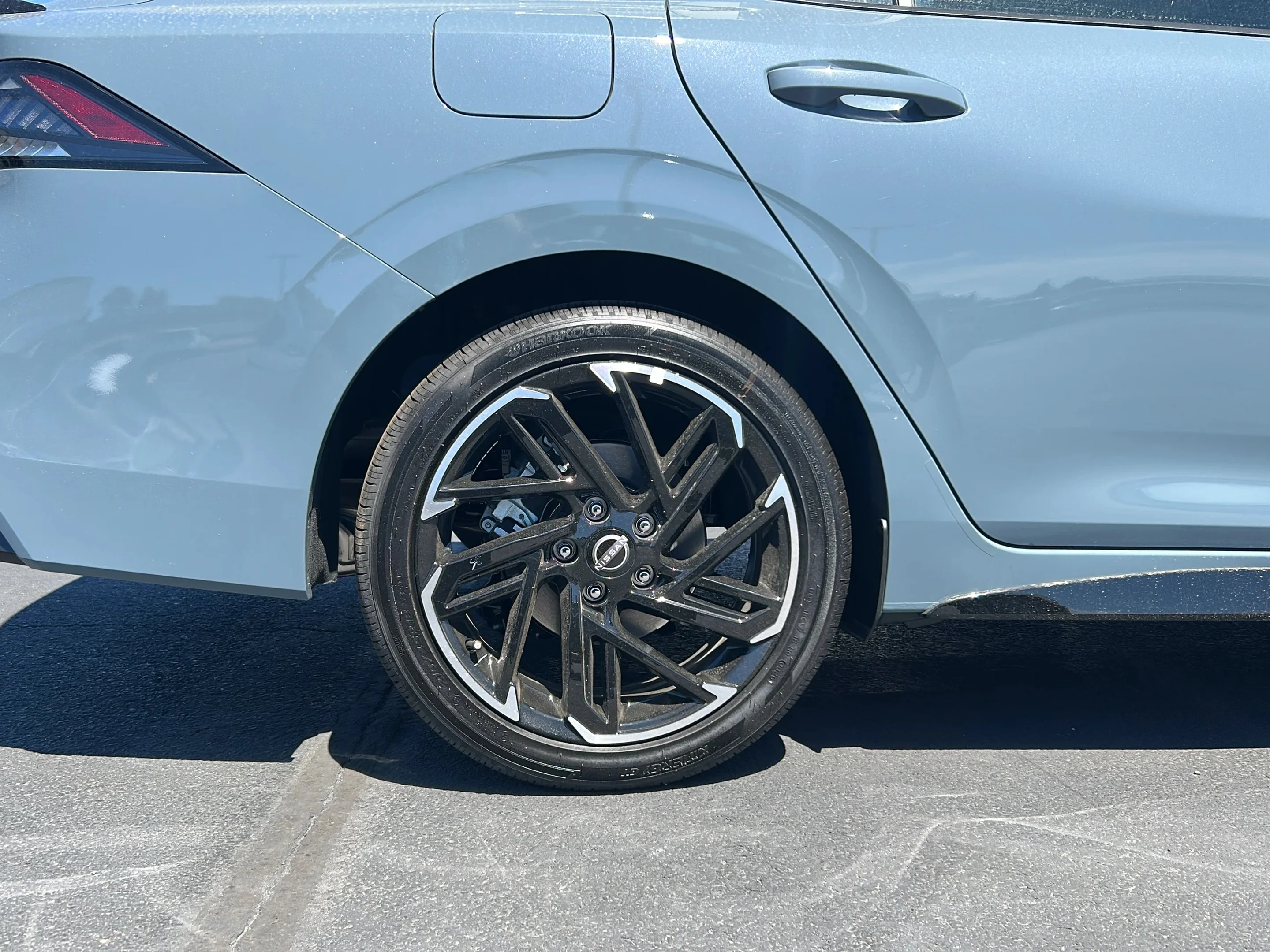 New 2026 Blue Nissan SR image 18