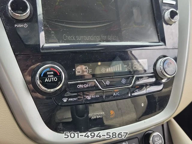 Used 2020 Brown Nissan Platinum image 23