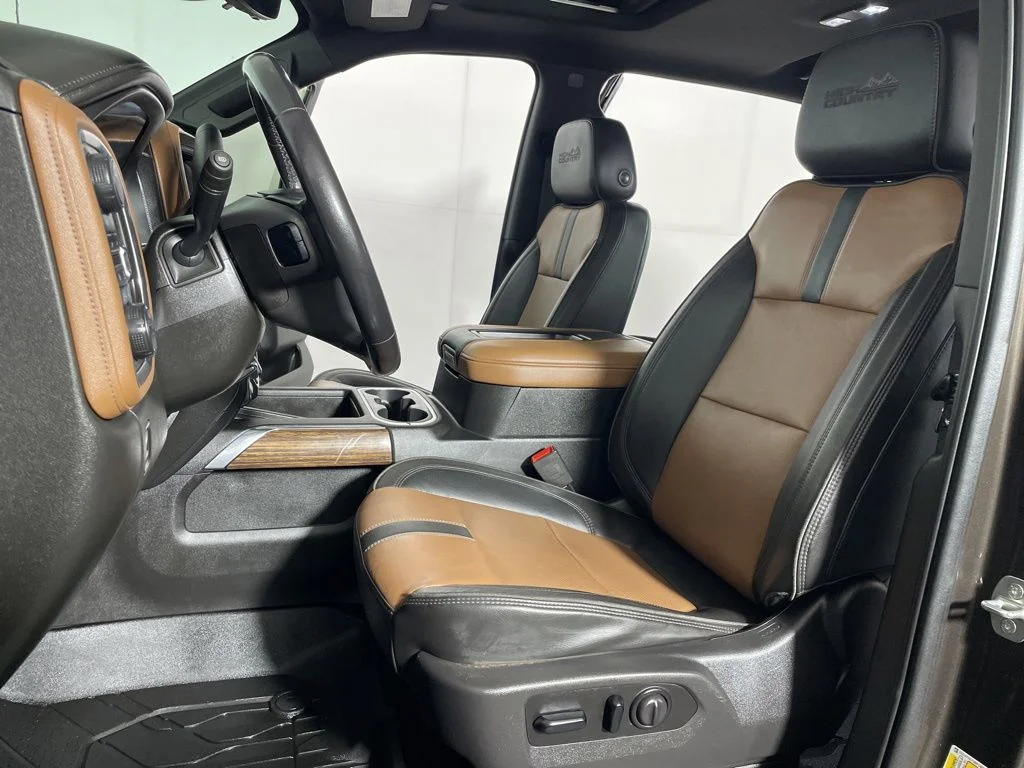 Used 2021 Brown Metallic Chevrolet High Country image 11