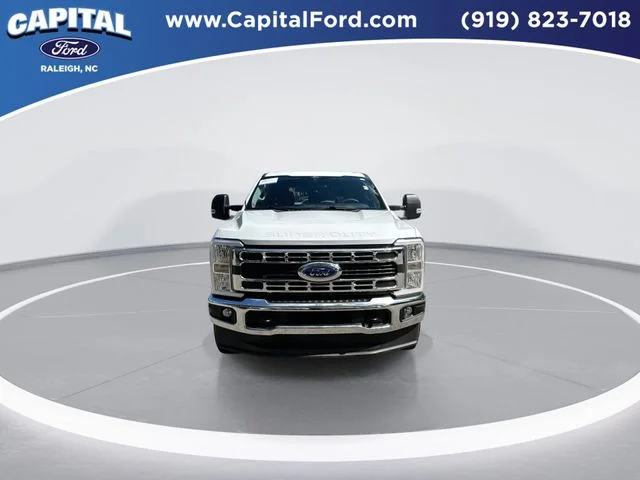 Used 2025 White Ford XLT image 3