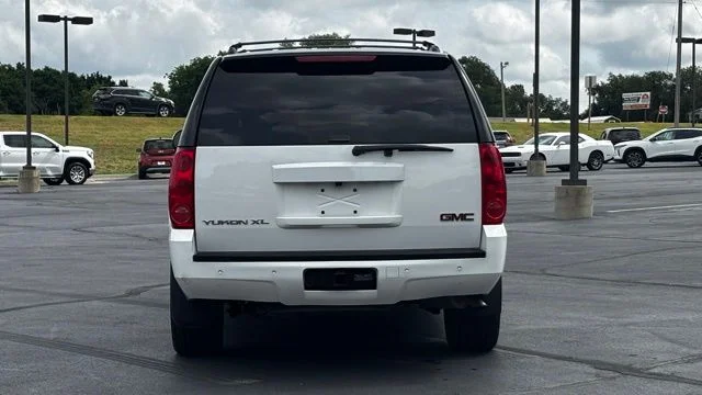 2013 GMC Yukon XL SLT - Photo 6